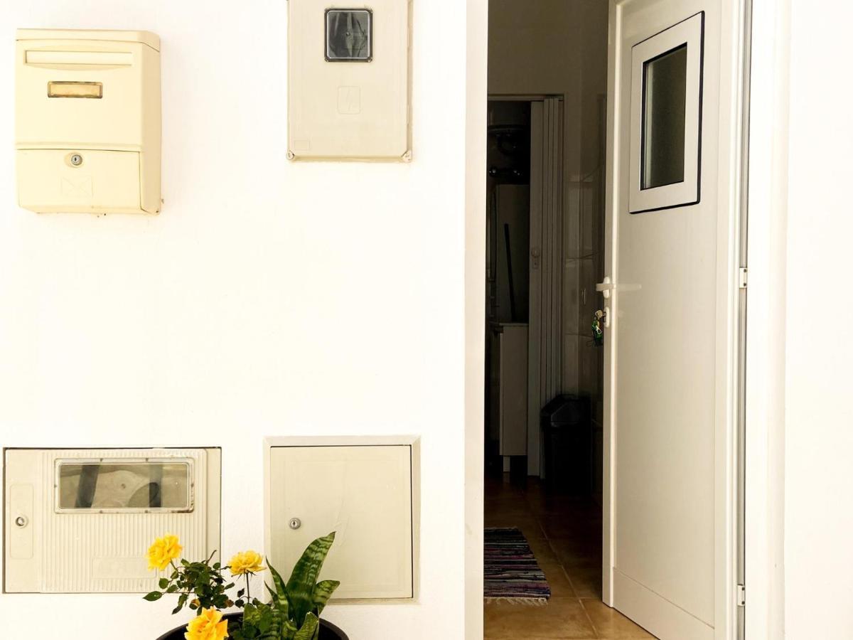Cozy Studio In Lagos #1875 Apartman Kültér fotó